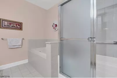 5107 Enclave Cir, Franklin Township, NJ 08873 - Photo 16