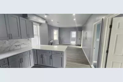 41 Wilcox Ave, East Orange, NJ 07018 - Photo 2