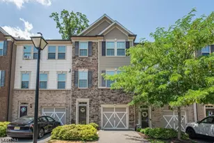 90 Albert Ct, Randolph Township, NJ 07869 - Photo 1