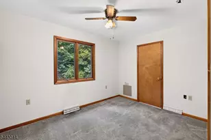 1 Hillside Ave, Liberty Township, NJ 07823 - Photo 24