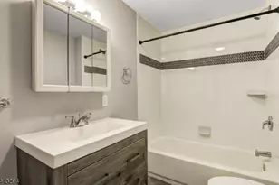 56 Hance St, Wharton, NJ 07885 - Photo 4