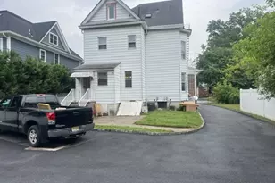 210 Walnut Ave, Cranford Township, NJ 07016 - Photo 2