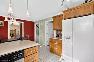 30 Hamilton Ln, Plainsboro Township, NJ 08536 - Photo 10