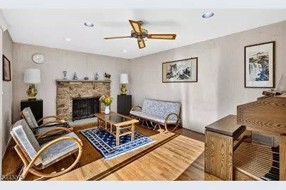 30 Hamilton Ln, Plainsboro Township, NJ 08536 - Photo 12