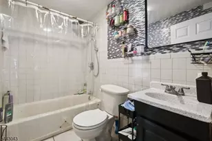 237 Sherwood Ave, Paterson, NJ 07502 - Photo 14