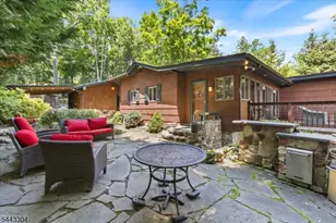 904 East End Rd, Stillwater, NJ 07860 - Photo 34