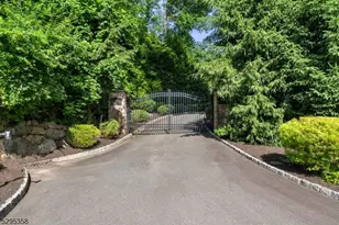 7 Cobblefield Rd, Mendham Township, NJ 07945 - Photo 4