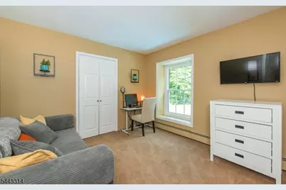 37 Camelot Dr, Mount Olive, NJ 07828 - Photo 24