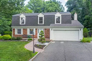 37 Camelot Dr, Mount Olive, NJ 07828 - Photo 34