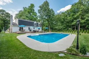 37 Camelot Dr, Mount Olive, NJ 07828 - Photo 6
