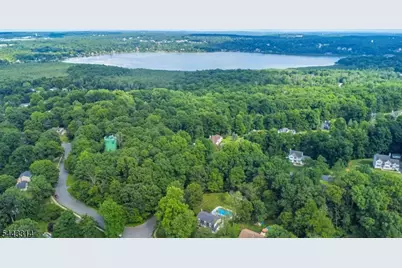 37 Camelot Dr, Mount Olive, NJ 07828 - Photo 42
