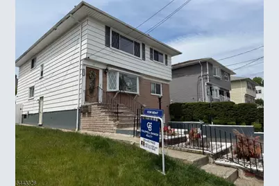 17 Daka Ct, Bloomfield, NJ 07003 - Photo 2