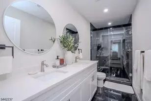 20 Lincoln Ave Erl, Gloucester Township, NJ 08081 - Photo 32