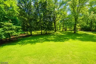 567 Foothill Rd, Bridgewater, NJ 08807 - Photo 8