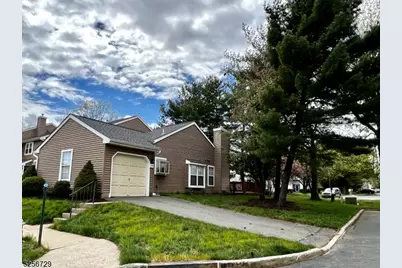 173 Jordans Cir, Franklin Township, NJ 08873 - Photo 2