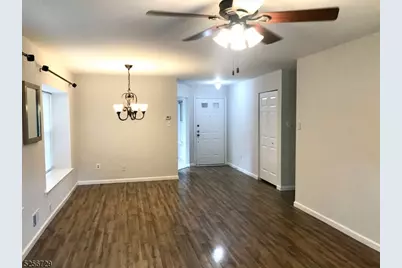 173 Jordans Cir, Franklin Township, NJ 08873 - Photo 10