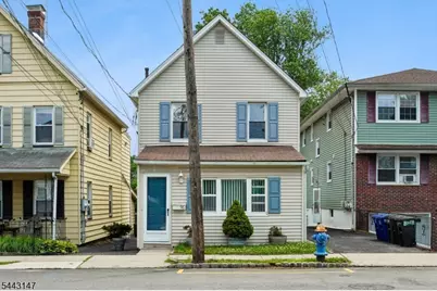 96 Rector St #2, Millburn, NJ 07041 - Photo 2