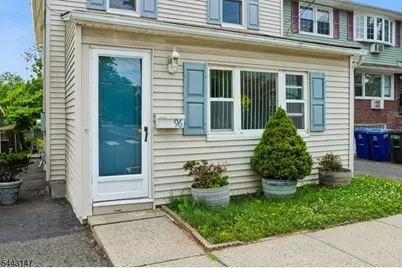 96 Rector St #2, Millburn, NJ 07041 - Photo 4