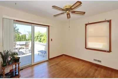 126 N 20th St, Kenilworth, NJ 07033 - Photo 8