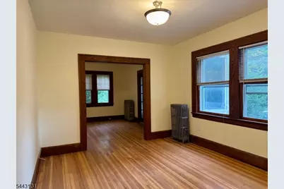 15 Walnut Pkwy #1, Montclair, NJ 07042 - Photo 6