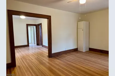 15 Walnut Pkwy #1, Montclair, NJ 07042 - Photo 4
