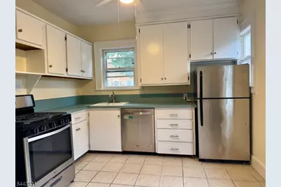 15 Walnut Pkwy #1, Montclair, NJ 07042 - Photo 8