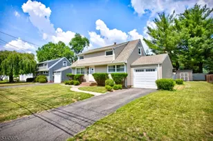 448 Warfield Rd, North Plainfield, NJ 07063 - Photo 2