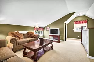 448 Warfield Rd, North Plainfield, NJ 07063 - Photo 18