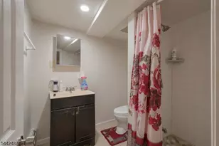 41 20th Ave, Irvington, NJ 07111 - Photo 24