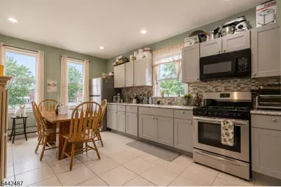 41 20th Ave, Irvington, NJ 07111 - Photo 4