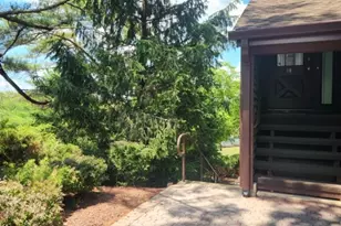 18 Ridgedale Dr, Clinton Township, NJ 08801 - Photo 2