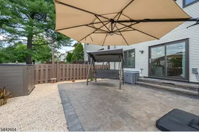 18 Holly Ct, Raritan Township, NJ 08822 - Photo 34