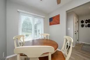 18 Holly Ct, Raritan Township, NJ 08822 - Photo 8
