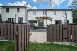 18 Holly Ct, Raritan Township, NJ 08822 - Photo 38