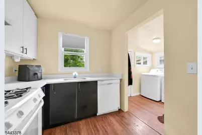 191 Fayette Ave, Wayne, NJ 07470 - Photo 8