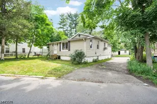 191 Fayette Ave, Wayne, NJ 07470 - Photo 2