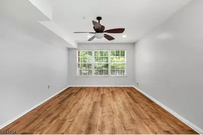 230 Vasser Dr, Piscataway Township, NJ 08854 - Photo 16