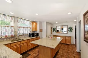 569 Berkeley Ave, Orange, NJ 07050 - Photo 18