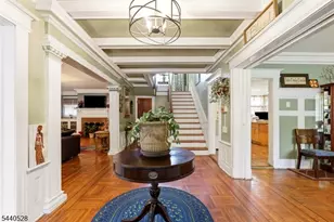 569 Berkeley Ave, Orange, NJ 07050 - Photo 4