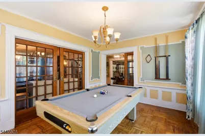 569 Berkeley Ave, Orange, NJ 07050 - Photo 8