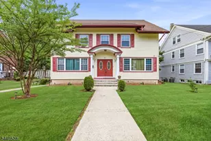 569 Berkeley Ave, Orange, NJ 07050 - Photo 1