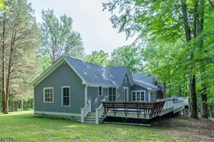 901 Evergreen Ln, Stillwater, NJ 07860 - Photo 6