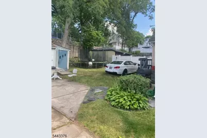 71 E 36th St, Paterson, NJ 07514 - Photo 10