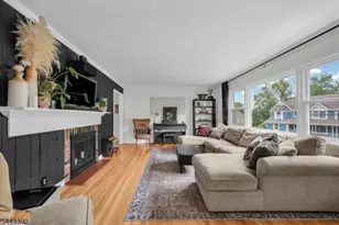 48 Lake Dr E, Wayne, NJ 07470 - Photo 8