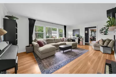 48 Lake Dr East, Wayne, NJ 07470 - Photo 10