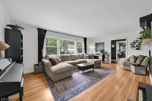 48 Lake Dr E, Wayne, NJ 07470 - Photo 10