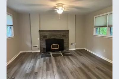 7 Hankins Rd, Wantage, NJ 07461 - Photo 2