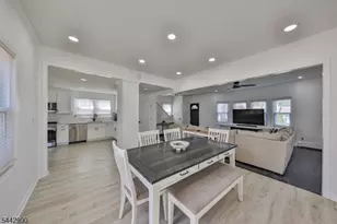 205 Pennsylvania Ave, Pohatcong Township, NJ 08865 - Photo 22
