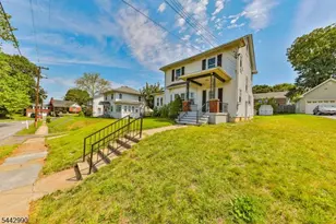 205 Pennsylvania Ave, Pohatcong Township, NJ 08865 - Photo 4