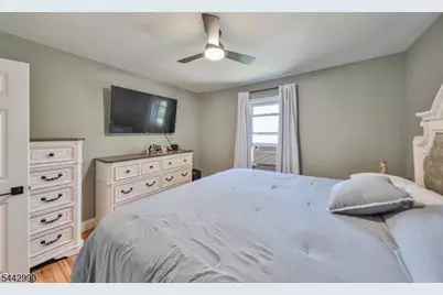205 Pennsylvania Ave, Pohatcong Township, NJ 08865 - Photo 28